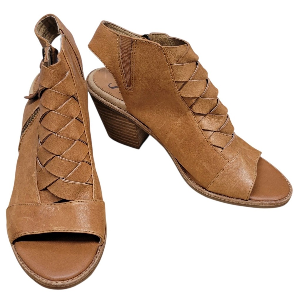 Söfft Leather Peep Toe Heeled Sandals Booties Woven Cutout Details Sz 8M H323